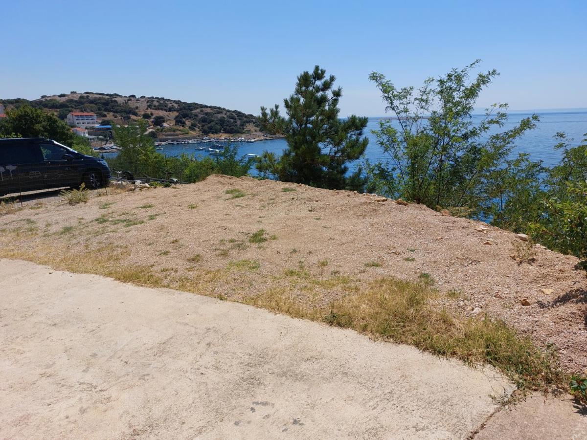 Apartmani Denis Stara Baška Kültér fotó