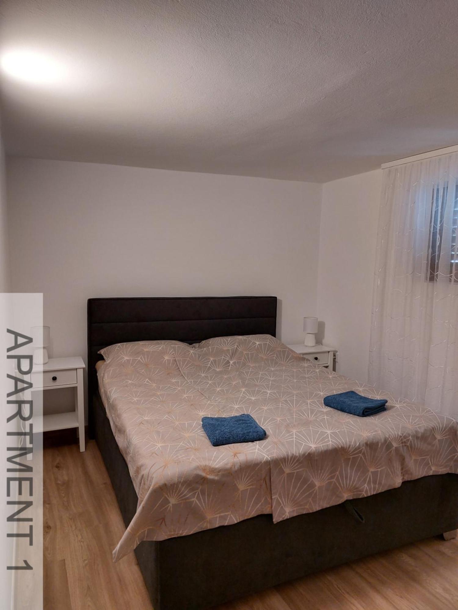 Apartmani Denis Stara Baška Kültér fotó